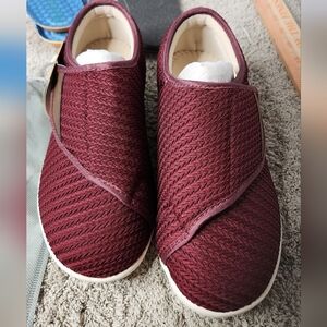 Women's Diabetic Lite Slip-On Shoe With Extra Insoles - LiteChoice - Wine - 6